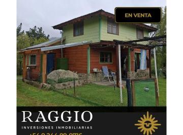 Casa · 70m² · 4 Ambientes · 1 Cochera · Casa de 70 m² en El Hoyo Terreno de 3.770 m (So - 67)