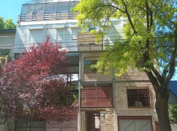Casa · 360m² · 5 Ambientes · Casa de 5 Amb, 3 Deptos con Patio y Pileta en Venta en Nuñez