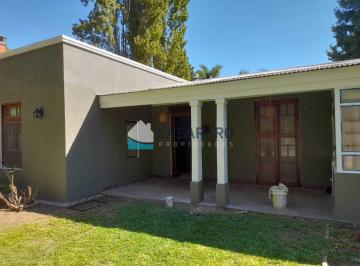 Casa · 160m² · 3 Ambientes · 1 Cochera · Casa Chalet en Venta en Fincas de Maschwitz, Ingeniero Maschwitz, Escobar