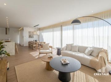 Casa · 205m² · 5 Ambientes · 3 Cocheras · Venta - Casa 4 Dorm. con Pileta y Fondo Norte en Vida Barrio Cerrado, Funes.