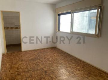 Departamento · 38m² · 2 Ambientes · Alquiler Departamento 2 Ambientes en Recoleta. con Aire Acondicionado