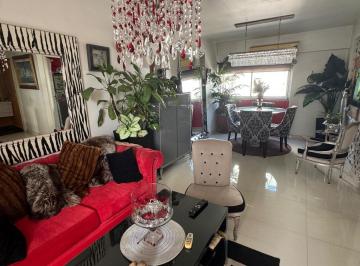 Departamento · 75m² · 3 Ambientes · Venta 3 Amb - Vedia 2300 - Av Cabildo