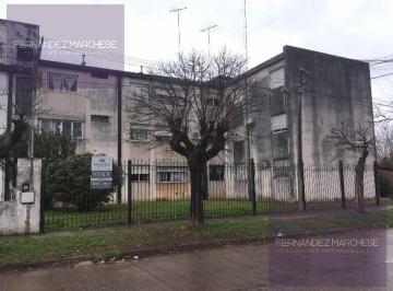 Departamento · 50m² · 3 Ambientes · 1 Cochera · Departamento en Lujan