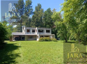 Quinta vacacional · 180m² · 6 Ambientes · 2 Cocheras · Venta Casa Quinta en El Pato