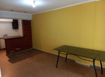 PH · 75m² · 3 Ambientes · Depto Tipo Casa por Pasillo Centenario Uruguayo 49 Villa Dom