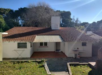 Casa · 140m² · 4 Ambientes · Casa en Venta Pinamar Centro Playa