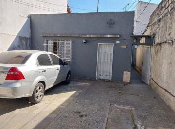 PH · 200m² · 1 Cochera · 3 Departamentos en Block Sobre Lote de 7 X 52