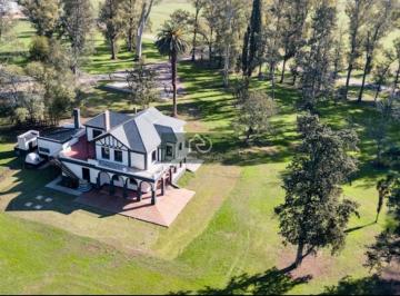 Terreno · 1000m² · Lote en Venta en Barrio Los Tres Pinos