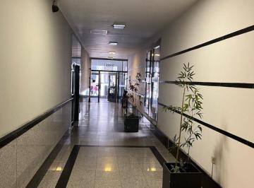 Departamento de 5 ambientes, Córdoba · Departamento de Categoria en Venta (Apto Oficina) 3 Dorm con Cochera Centro