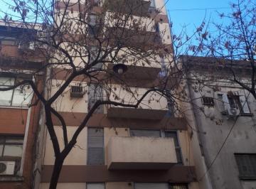 Departamento · 38m² · 2 Ambientes · 2 Amb Excel Ubic C - Fte Chile y E. Rios Excel - Muy Luminoso