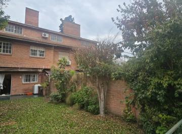 Casa · 125m² · 5 Ambientes · 1 Cochera · Casa Tipo Triplex en Martínez - Apto Crédito