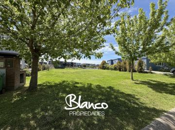 Terreno · 870m² · Lote en Venta en Puertos, Barrio Acacias, Escobar, G. B. a. Zona Norte