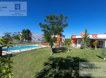 Hotel · 280m² · 9 Ambientes · Complejo de Cabañas con Vista a La Montaña.