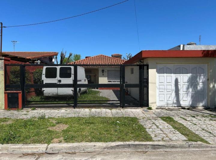 Casa · 153m² · 5 Ambientes · 1 Cochera