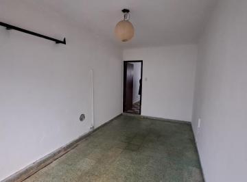 PH · 57m² · 2 Dormitorios · 1 Cochera · Departamento PH Al Frente en Calle 6 E/ 41 y 42