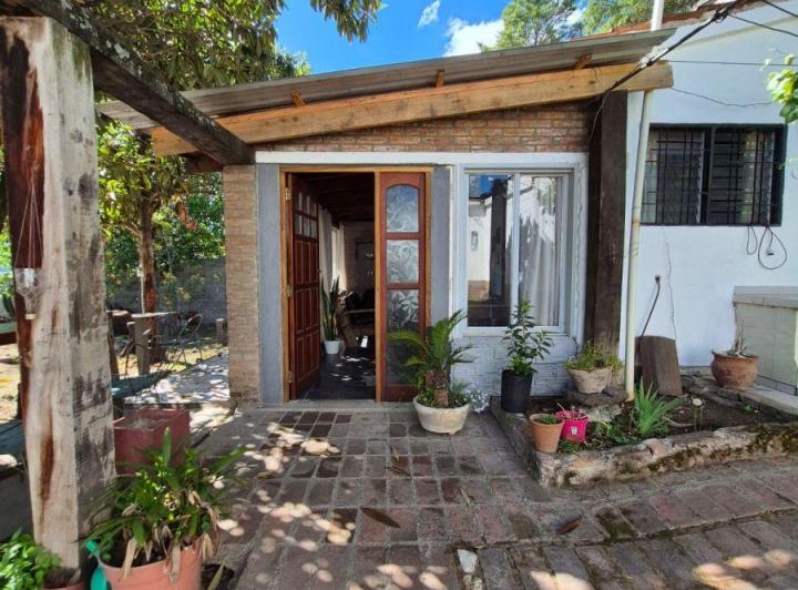 Casa · 78m² · 4 Ambientes · 1 Cochera