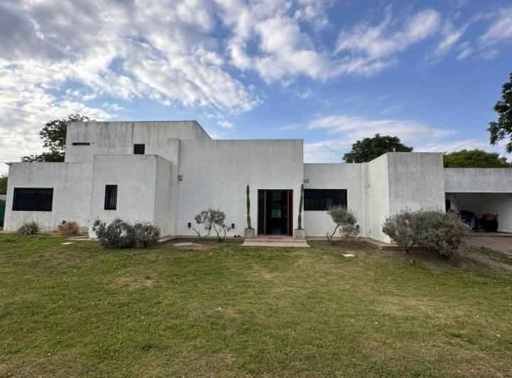 Casa · 300m² · 3 Ambientes