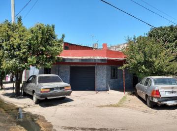 Local comercial · 294m² · 3 Ambientes · 1 Cochera · Local en Venta en Gonzalez Catan