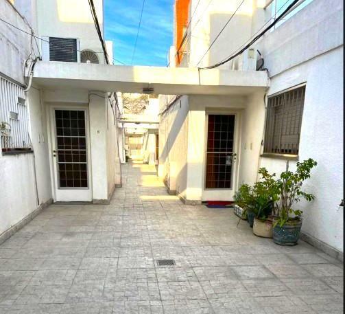 Casa · 85m² · 5 Ambientes