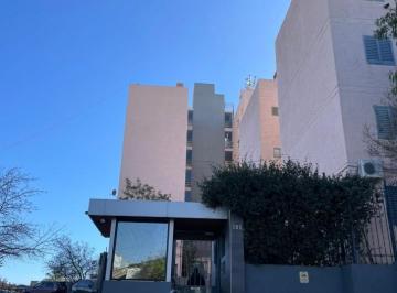 Departamento · 65m² · 4 Ambientes · 1 Cochera · Se Vende Departamento de Dos Dorm. con Cochera y Balcon Zona B San Martin Seguridad 24 Hr