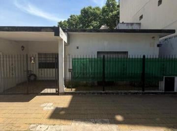 Casa · 75m² · 3 Ambientes · Venta Casa Merlo Centro