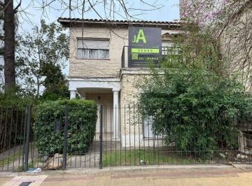 PH · 135m² · 50 Ambientes · PH, 3 Dorm.