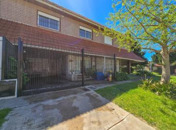 Casa · 113m² · 3 Dormitorios · Dúplex 4 Amb. con Entrada Para Vehículo - Arana y Goiri y Saavedra