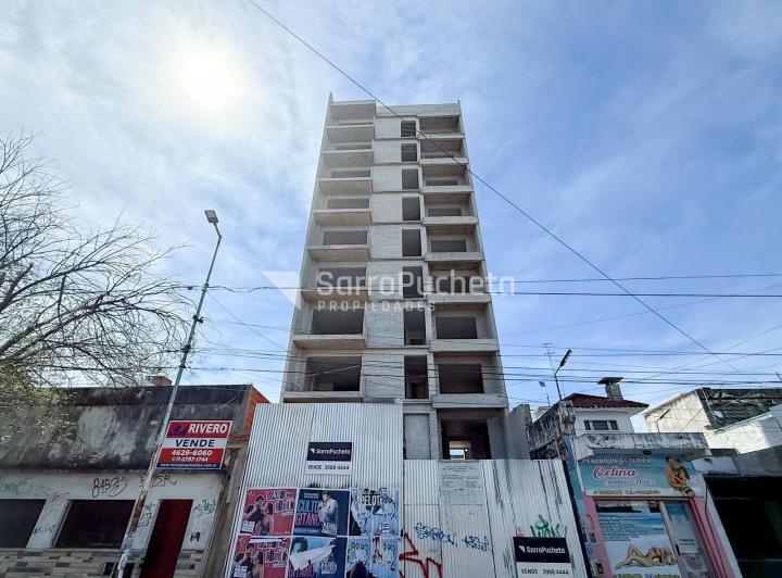 Desarrollo vertical · Crisologo Larralde 975, Moron