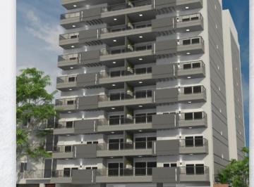 Departamento de 4 ambientes, Villa Luro · Semipiso en Venta de 4 Ambientes con Balcon a Estrenar, Villa Luro!