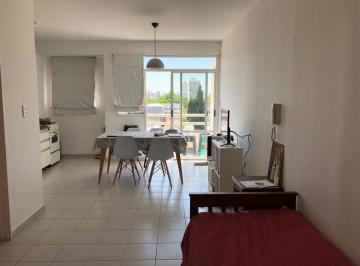 Departamento · 80m² · 3 Ambientes · Departamento Semipiso en Venta