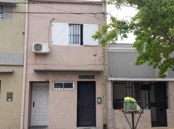 Departamento de 2 ambientes, La Plata · Duplex 529 y 118 Al Frente, 2 Dorm., 2 Baños, 2 Cocinas, Patio