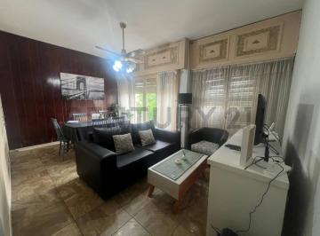 Departamento · 90m² · 4 Ambientes · PH en Venta de 4 Ambientes en Victoria