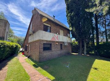Casa · 95m² · 4 Ambientes · Casa Chalet en Venta en Indio Cuá Golf Club, Exaltación de La Cruz, G. B. a. Zona Norte