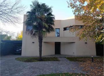 Casa de 5 ambientes, Cañuelas · Venta Casa Club de Campo La Martona, Cañuelas