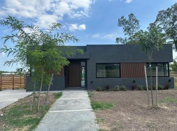 Casa · 150m² · 4 Ambientes · Casa en Venta en Santa Sofía, Pilar del Este, Pilar