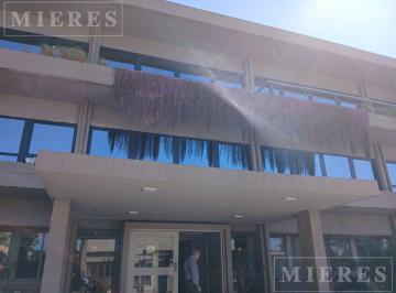 Oficina comercial · 280m² · 6 Cocheras · Oficinas en Alquiler de 280 m² en Denedetti y Panamericana Olivos