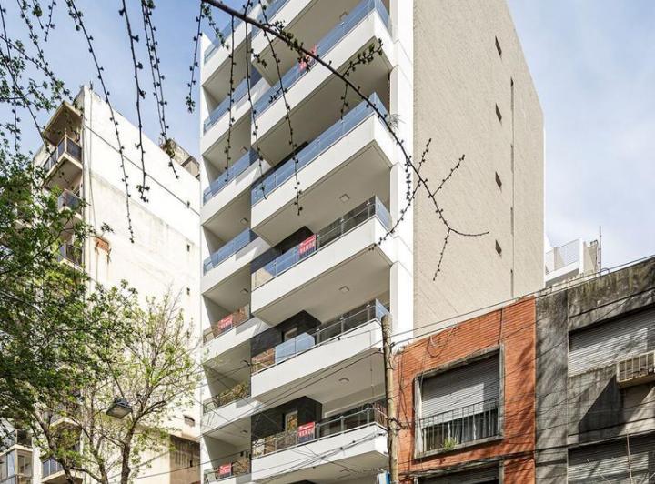 Desarrollo vertical · 1º de Mayo y 9 de Julio - 1 y 2 Dorm.