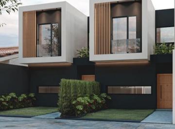 Casa · 122m² · 4 Ambientes · 1 Cochera · Casa de 3 Ambientes con Cochera en Venta en Punta Chica, San Fernando