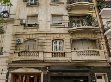 Departamento · 190m² · 5 Ambientes · Av Callao Al 1100 Venta Frances - Semipiso Alto Muy Luminoso! Oportunidad