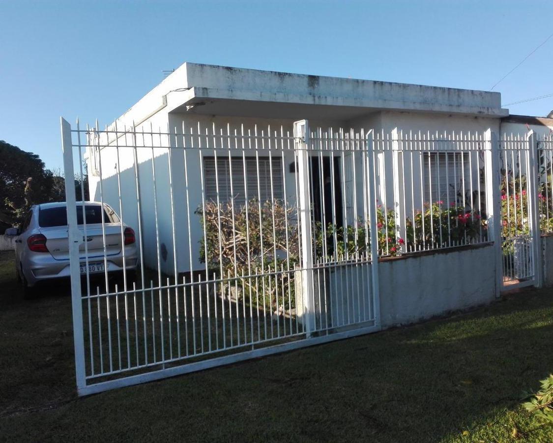 Casa 2 dorm, 62m² con cochera en Bosque Peralta Ramos
