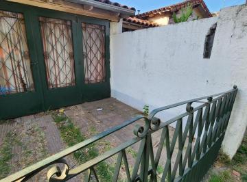 Casa · 56m² · 2 Ambientes · 1 Cochera · Casa en Venta de 1 Dorm. C/ Cochera en Los Polvorines