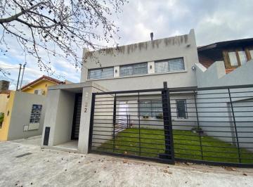 Departamento · 130m² · 4 Ambientes · Duplex en Venta en Castelar - 4 Ambientes - a Estrenar!