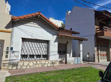 Casa · 3 Ambientes · Casa Ideal Inversion Lomas del Mirador