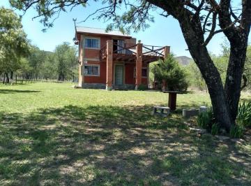 Casa de 3 ambientes, Villa General Belgrano · Oportunidad! Venta de Casa en Lote 952 m² con 1 Dormitorio en Villa La Gloria