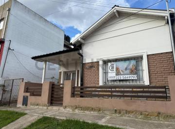 PH · 56m² · 3 Ambientes · 1 Cochera · Casa 3 Ambientes Reciclada – Las Avs