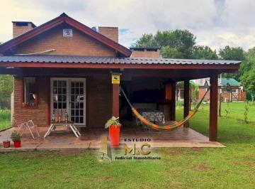 Casa · 225m² · 5 Ambientes · 1 Cochera · Chalet de 4 Dorm. en Villa Cerro de Oro - Calamuchita