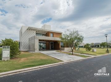 Casa · 326m² · 5 Ambientes · 1 Cochera · Venta Casa Vida Barrio Privado Funes