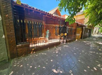 Casa de 7 ambientes, Ciudad de Mendoza · Casa en Venta Ciudad Cuarta Oeste
