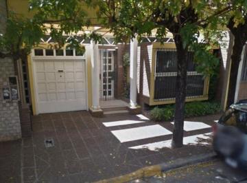 Casa de 5 ambientes, Berazategui · Propiedad en Excelente Ubicación
