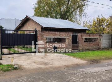 Casa · 80m² · 3 Ambientes · 2 Cocheras · Casa 3 Amb con Pileta y Quincho en del Viso - Pilar